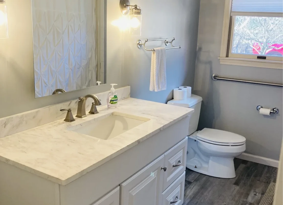 Modern bathroom with marble countertop